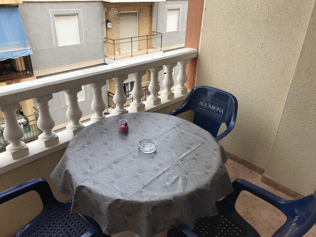 Homely Apartments Radio Murcia ตอร์เรเวียคา ภายนอก รูปภาพ