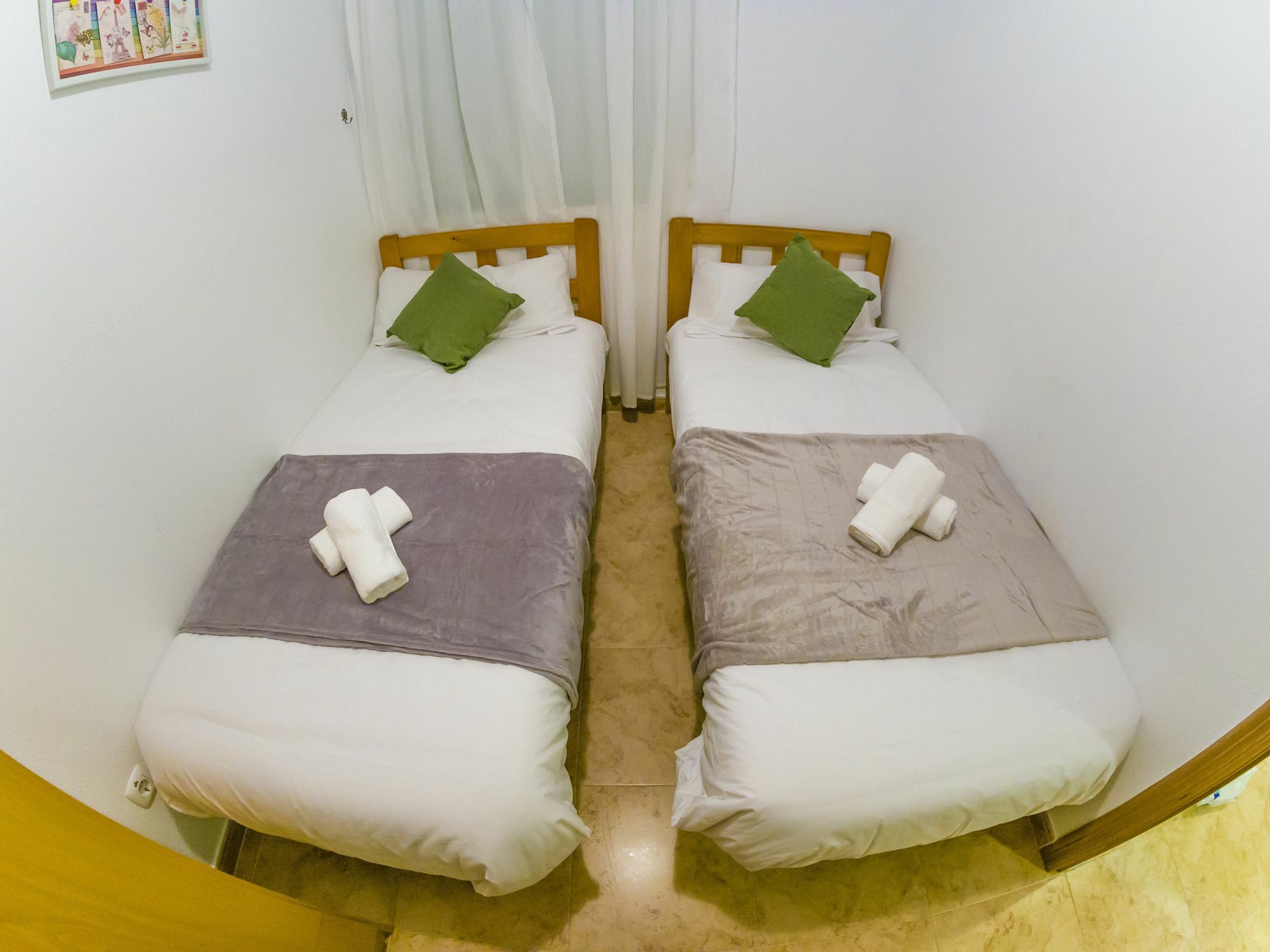 Homely Apartments Radio Murcia ตอร์เรเวียคา ภายนอก รูปภาพ